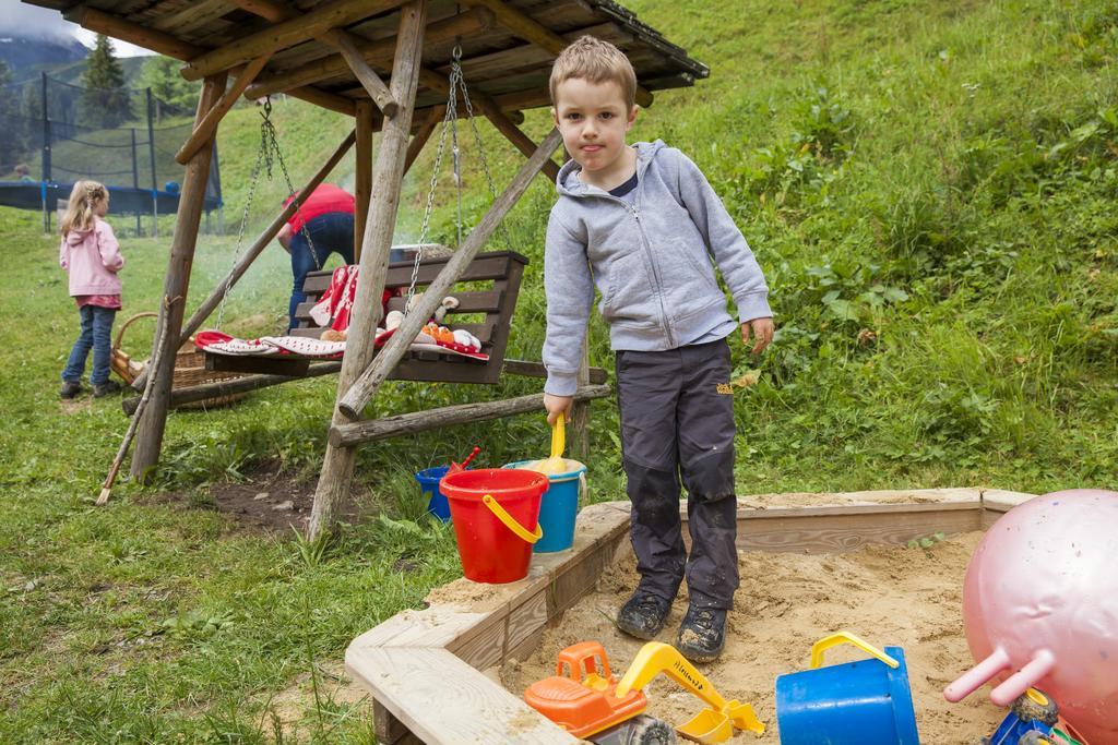 Familienhotel Mateera Gargellen / Montafon Экстерьер фото